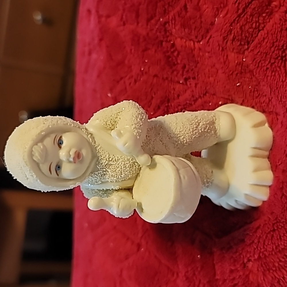 Cream Snowball Kids Angel Figurine With Drum